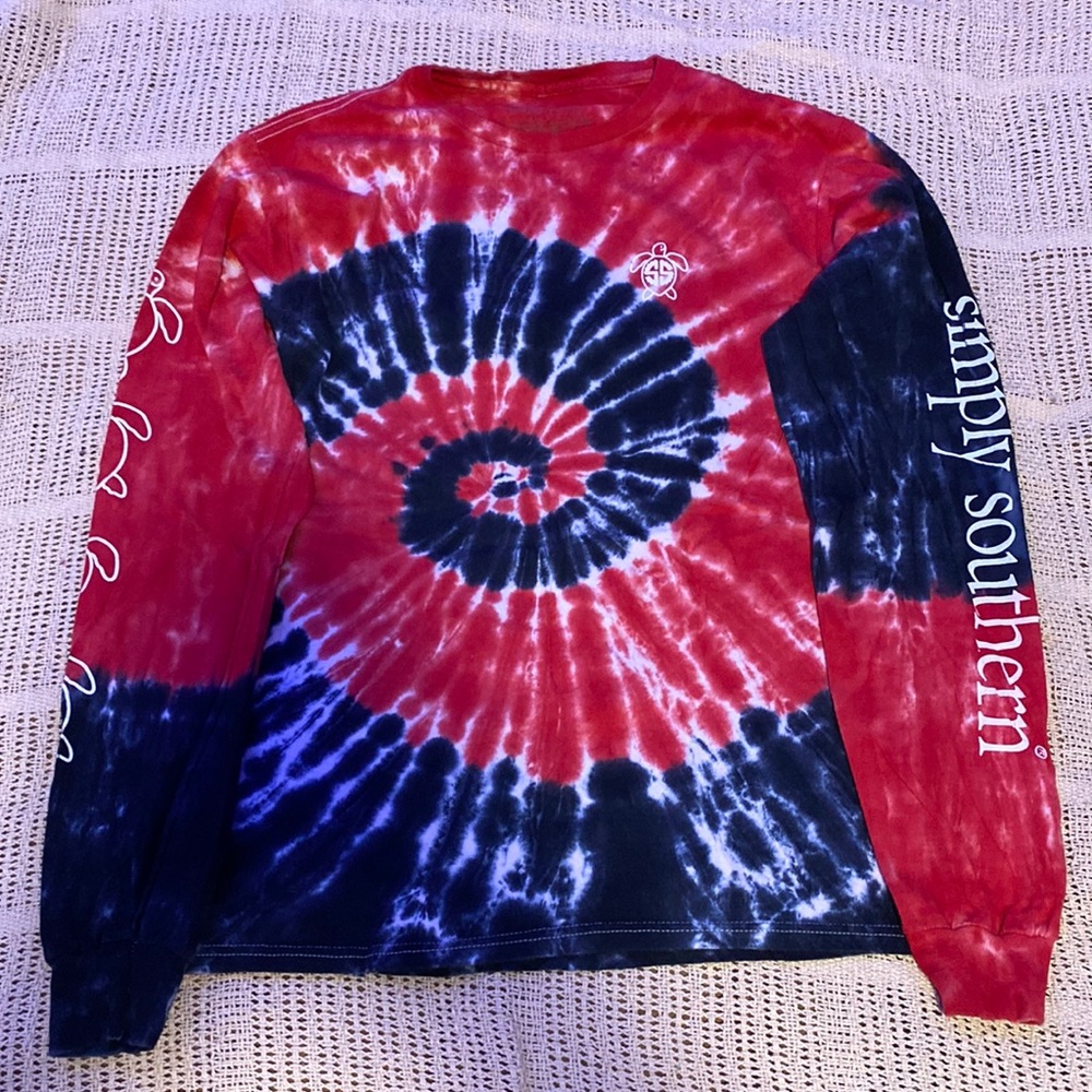 red and black tie dye, simply southern, long sleeve